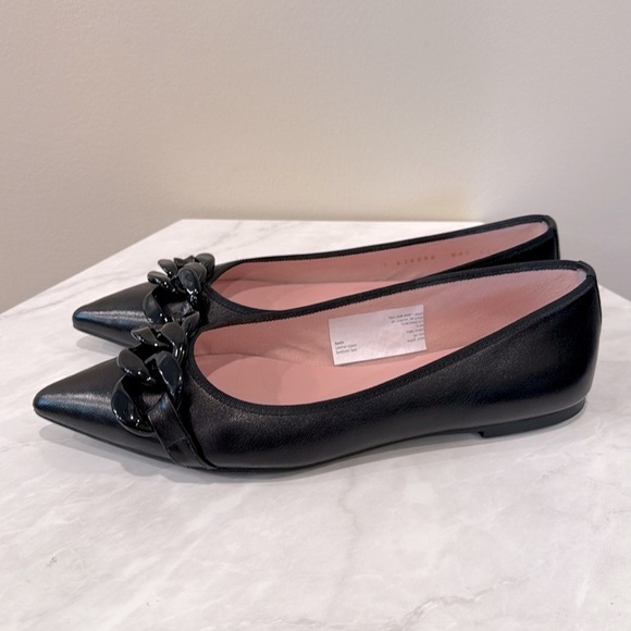 🔥Pretty Ballerinas Elegant Black Pointed Toe Flats🔥 - Picture 4 of 4